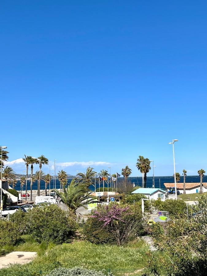 Le sud plage et piscine Gassin Extérieur photo